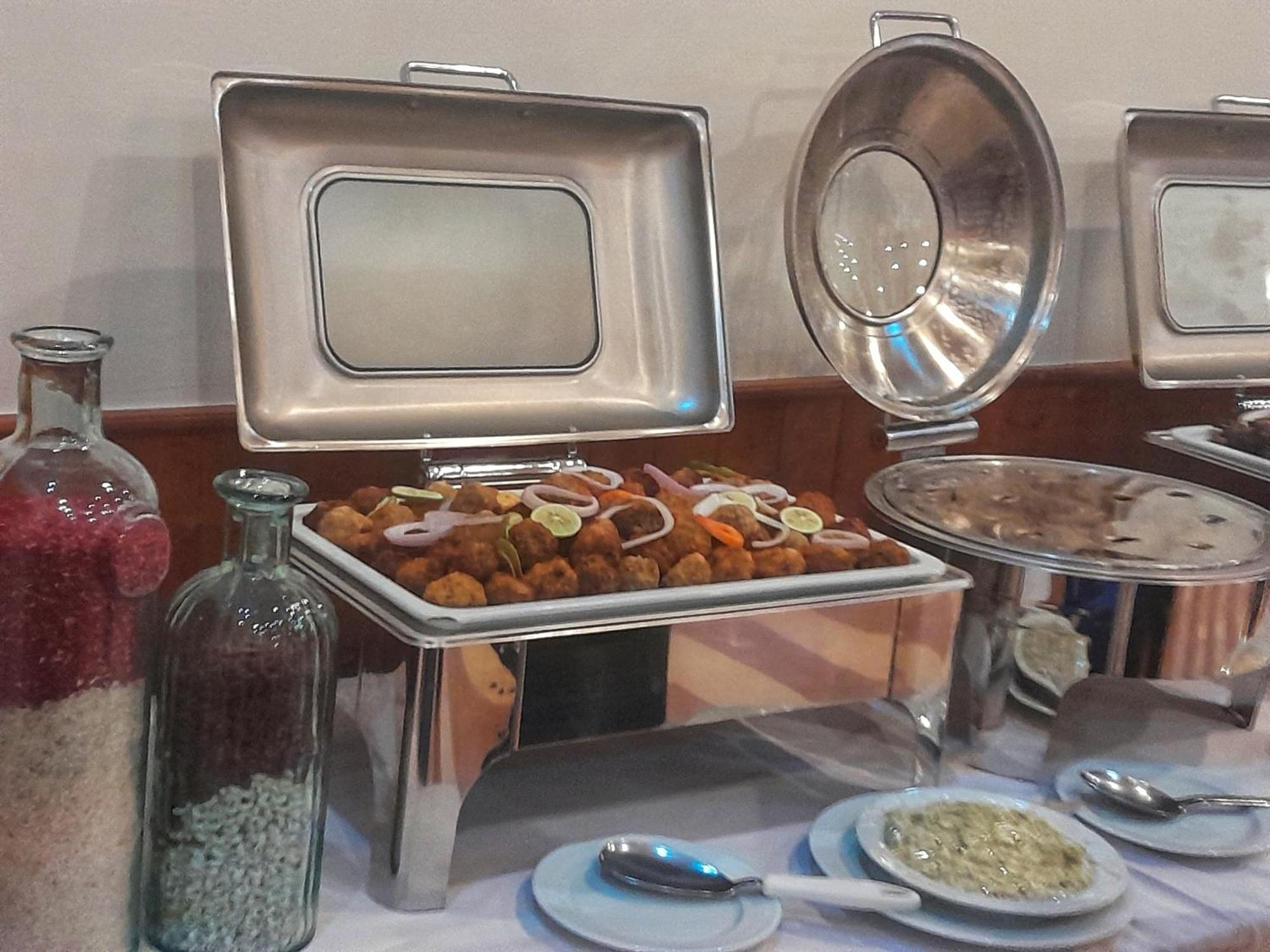 L'Amitie Hotel NʼDjamena Екстериор снимка