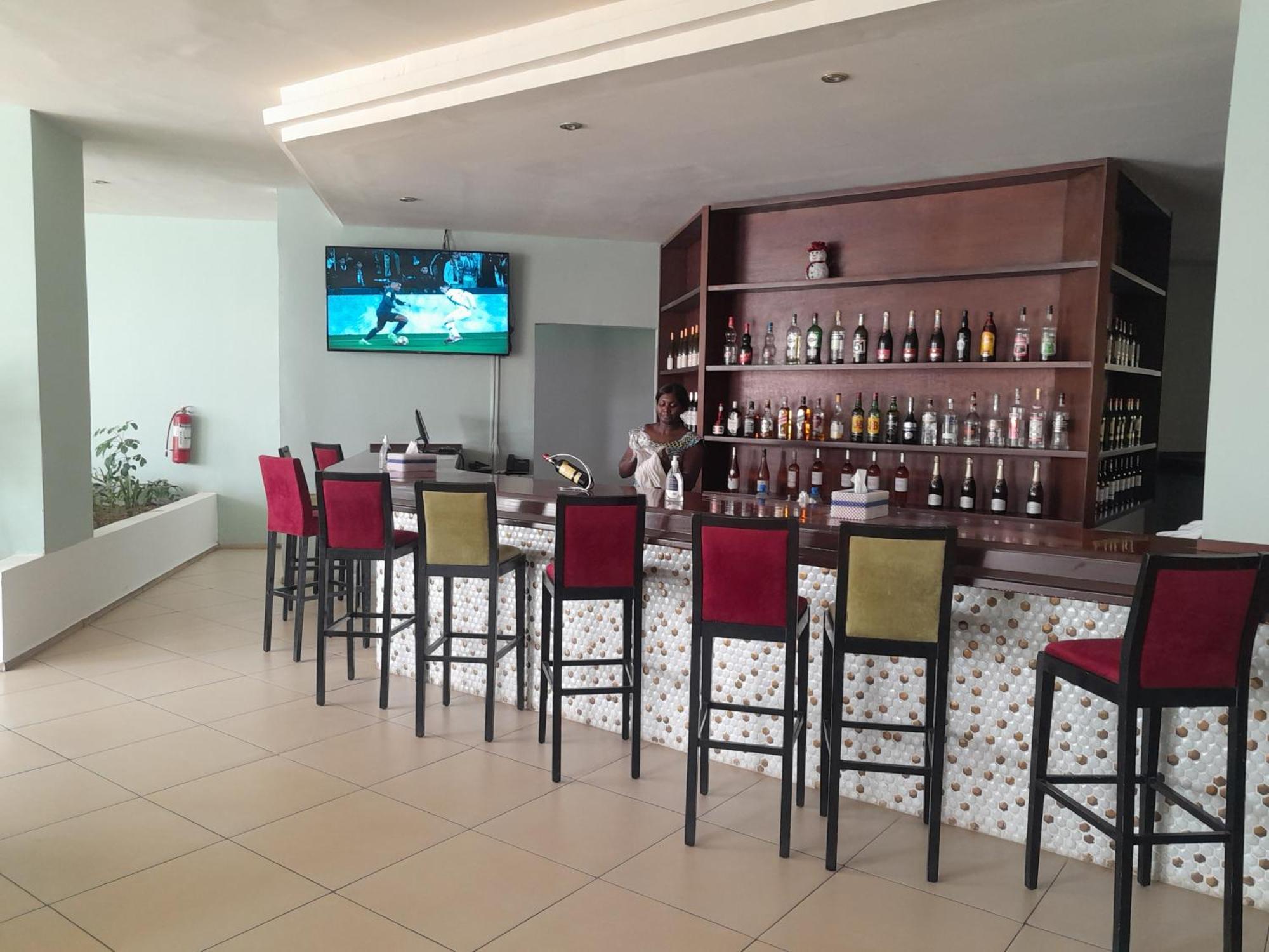 L'Amitie Hotel NʼDjamena Екстериор снимка